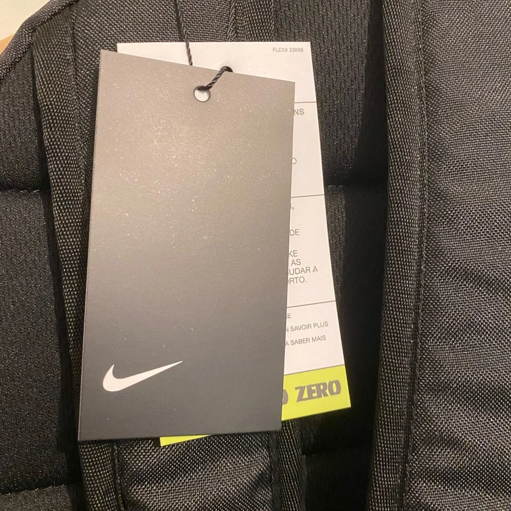 Nike Elemental Backpack 2.0 - Black/white Logo School